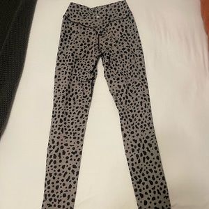 Balance Athletica kingdom leopard print leggings